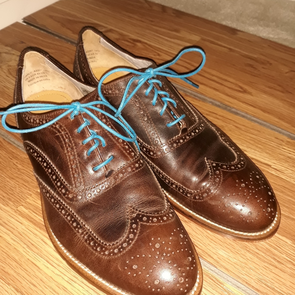 J Shoes wingtips. NWOT. Size 10
